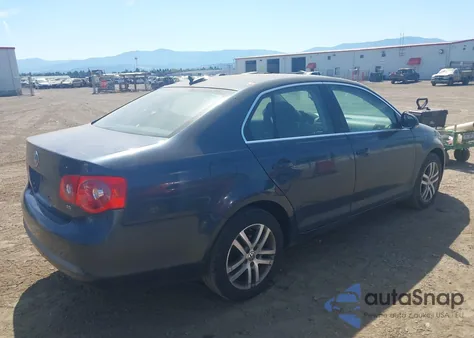 2006 Volkswagen Jetta 2.5 из США, поврежденный, VIN 3VWSF71K56M788423